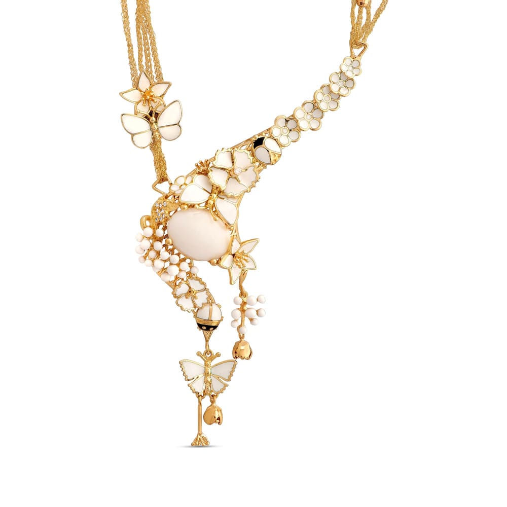 WHITE DREAMS NECKLACE