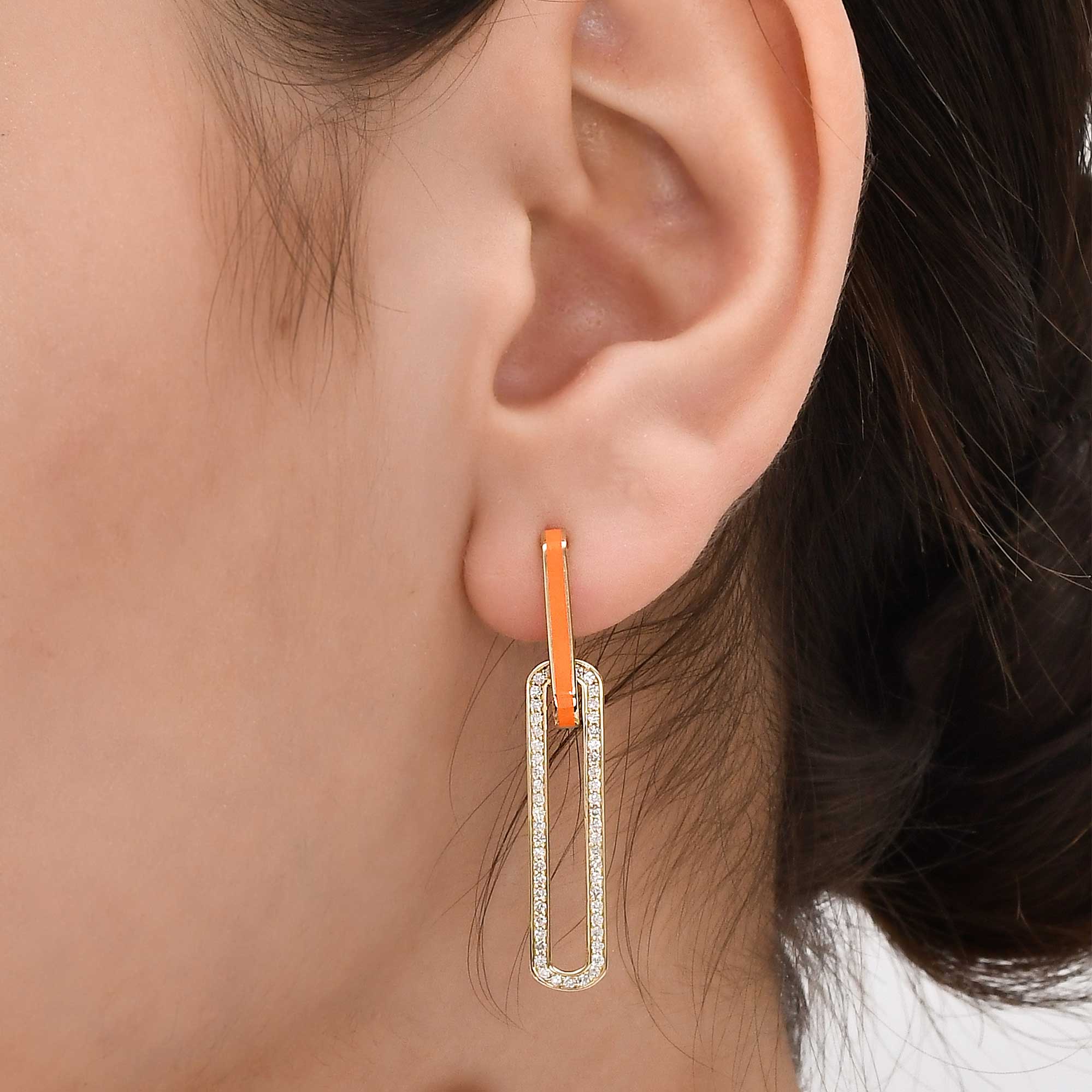 ATTACH EARING